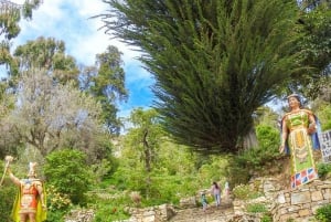 From La Paz: Lake Titicaca and Island of the Sun Day Trip