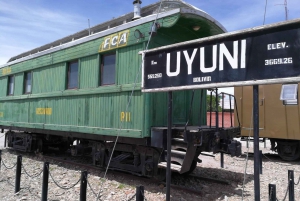 Desde La Paz: Salar de Uyuni 2D/1N Todo Incluido