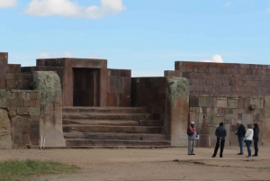 Depuis La Paz : Visite guidée partagée des ruines de Tiwanaku.