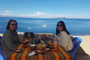 From La Paz: Tihuanacu & Titicaca Lake in one day with lunch