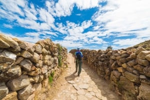 Da La Paz: Escursione di un giorno a Titicaca, Copacabana e Isla del Sol