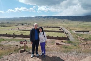 Depuis La Paz : Tiwanaku, Puma Punku et la Vallée de la Lune.