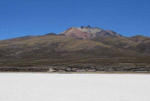 From La Paz to Atacama: Uyuni Salt Flats 4-Day Tour