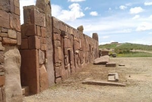 From La Paz: Tour of Tiwanaku Ruins