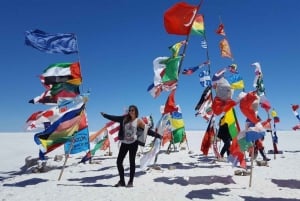 Fra La Paz: Uyuni Salt Flats Excursion + Rundtur Buss