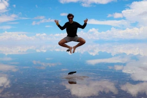 Da La Paz: escursione alle saline di Uyuni + autobus di andata e ritorno