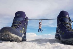 Depuis La Paz : Excursion dans les plaines salées d'Uyuni + bus aller-retour