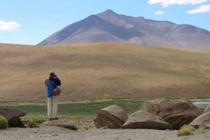 De La Paz: Salar de Uyuni e Vulcão Tunupa de ônibus.