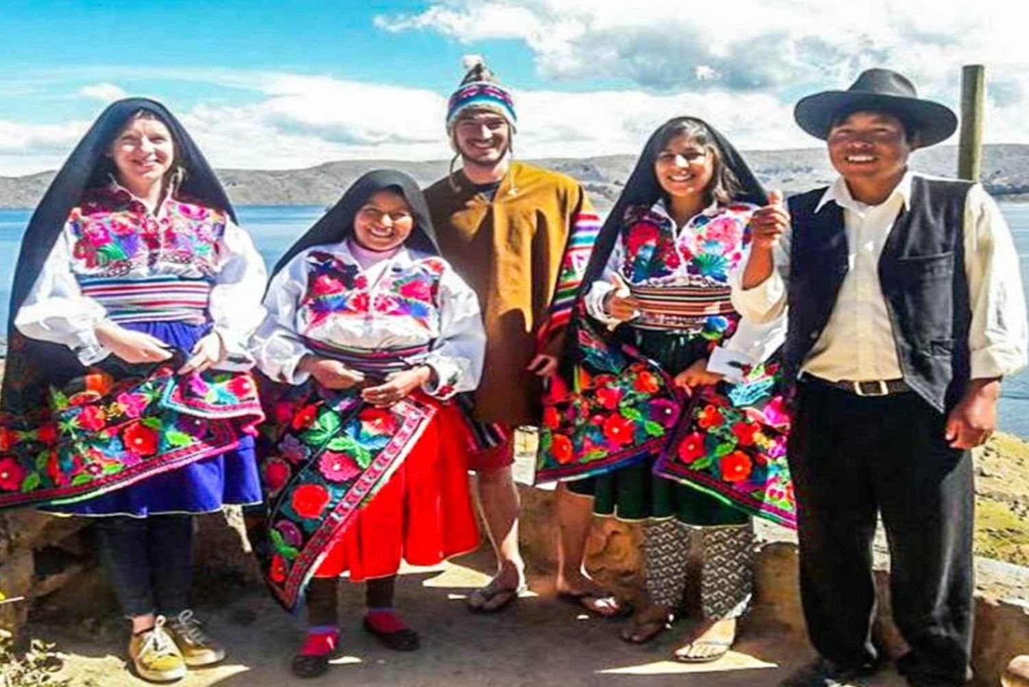 Fra Puno: 2-dages Titicaca-søen, Uros, Amantani og Taquile...