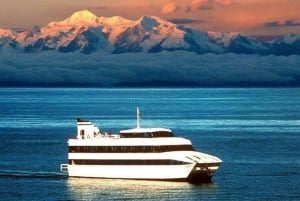 Desde Puno | Catamarán en el Lago Titicaca-visita a la Isla del Sol