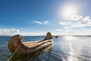 From Puno: discover the floating islands of Uros and the textiles of Taquile