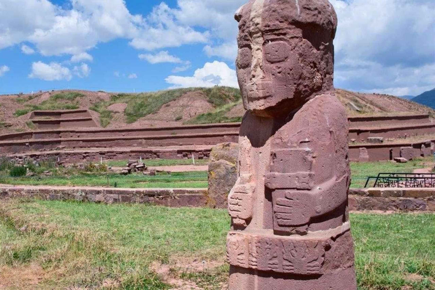 Från Puno: Utflykt till La Paz + Tiwanaku