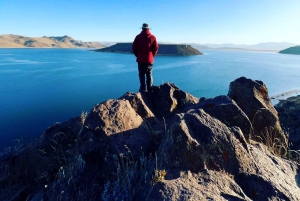 Fra Puno: Heldagstur til Uros Taquile Sillustani