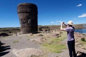 Fra Puno: Heldagstur til Uros Taquile Sillustani