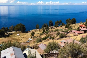 From Puno: Isla de los Uros – Amantani – Taquile