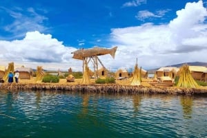 Von Puno: Isla de los Uros - Amantani - Taquile