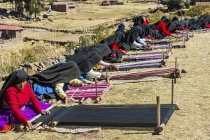 De Puno: excursão de 1 dia pelas ilhas Uros e Taquile