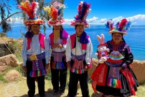 From Puno: Uros Islands and Taquile by Fast Boat with Lunch