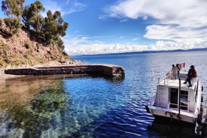 From Puno: Uros Islands and Taquile by Fast Boat with Lunch