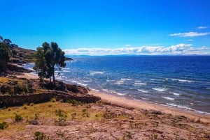 Puno: Uros Floating Islands and Taquile Island Full-Day Tour