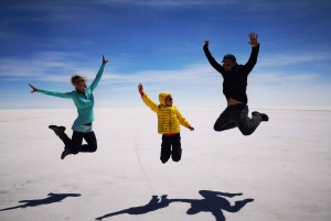 Från Puno: Uyuni Salt Flat två dagars upptäcktsfärd med en natt