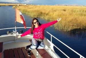 Fra Puno: Besøg øen Taquile og de lokale uroer med frokost