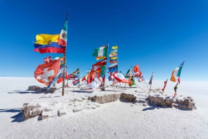 Desde San Pedro de Atacama: tour de 4 días al Salar de Uyuni