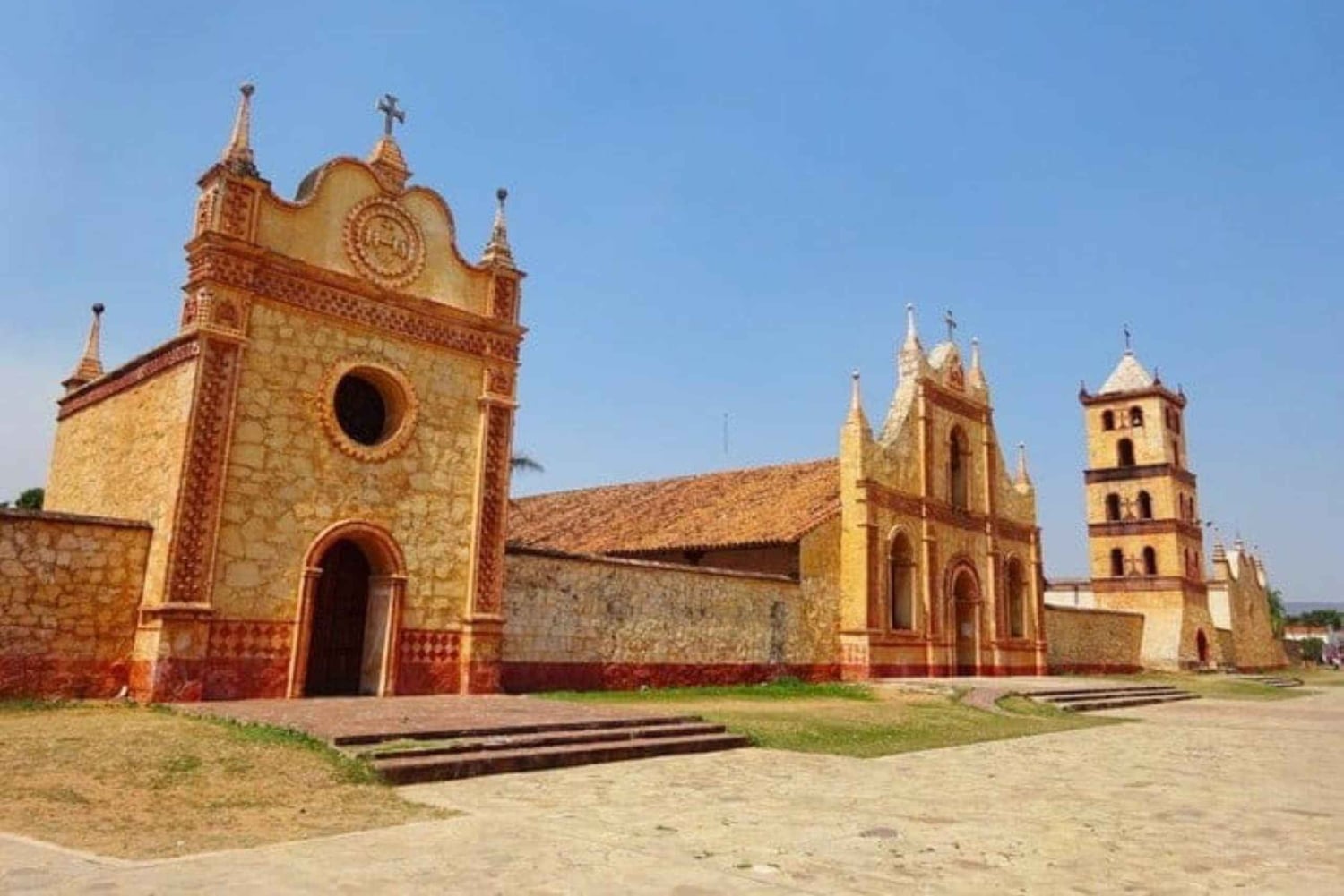 From Santa Cruz: Jesuit Missions and Hot Springs Tour