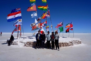 Desde Sucre: Descubre el Salar de Uyuni en una Aventura de 2 Días