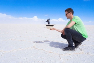 Depuis Uyuni : visite à vélo d'une journée au Salar d'Uyuni + déjeuner