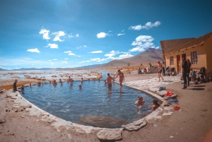 De Uyuni: Excursão de 3 dias a San Pedro com visita às Salinas