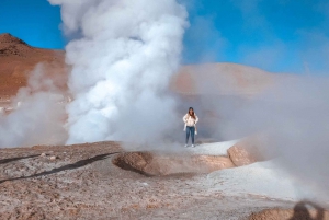 Desde Uyuni: Excursión de 3 días - Salar - Final en San Pedro