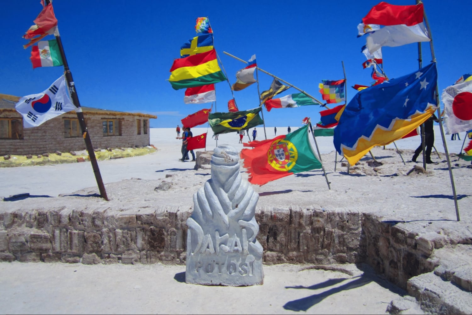 From Uyuni: Adventure to Uyuni Salt Flats-Tour 2Days/1Night