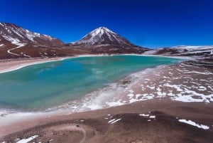 From Uyuni: Salt Flats Highlights Jeep Tour with Lunch