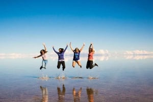 Desde Uyuni: Tour Salar de Uyuni + Sesión de fotos + Atardecer