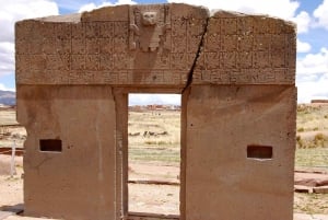 Tiwanaku: excursão de meio dia, o império enigmático