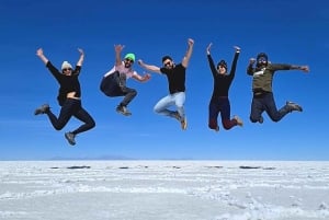 Unglaubliche 3 Tage, 2 Nächte Tour zum Salar de Uyuni.