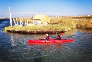 Kajaksejlads i Uros og på Taquile-øen