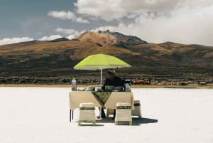 La Paz: Dagtour op de zoutvlaktes van Uyuni per vlucht met hotel