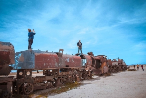 La Paz: Uyuni Tour + päivitetyt edestakaiset yöbussit.