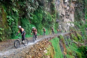 La Paz: 4-Day Death Road by bike and Uyuni Salt Flats Tour