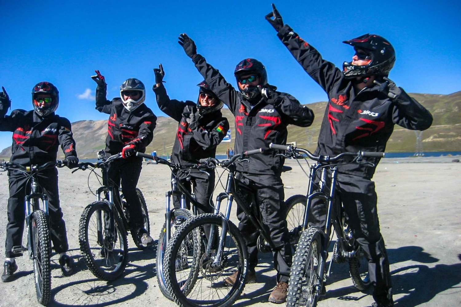La Paz: 4-Day Death Road by bike & Salt Flats + San Pedro