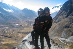 La Paz : 4 jours de route de la mort à vélo & Salt Flats + San Pedro