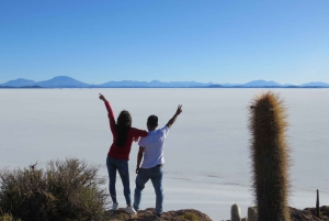 La Paz: 4-Day Uyuni & Colored Lagoons with Flight and Hotel