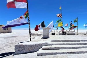 La Paz: Death Road and Uyuni Salt Flats 3-Day Tour