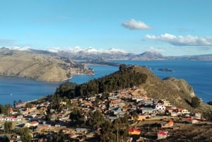 La Paz: volledige dagtocht naar Copacabana en Isla del Sol