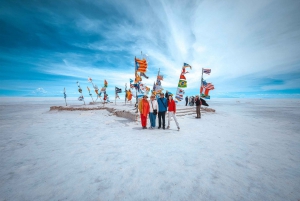 La Paz: Heldags-Uyuni + uppgraderade nattbussar tur och retur