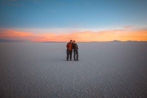 La Paz: Całodniowa wycieczka do Uyuni + Ulepszone nocne autobusy w obie strony