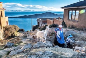 La Paz:Titicaca-järvi ja auringon saari 2 päivän opastettu kierros