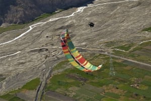 La Paz: Paragliding Experience in the Andean Valleys